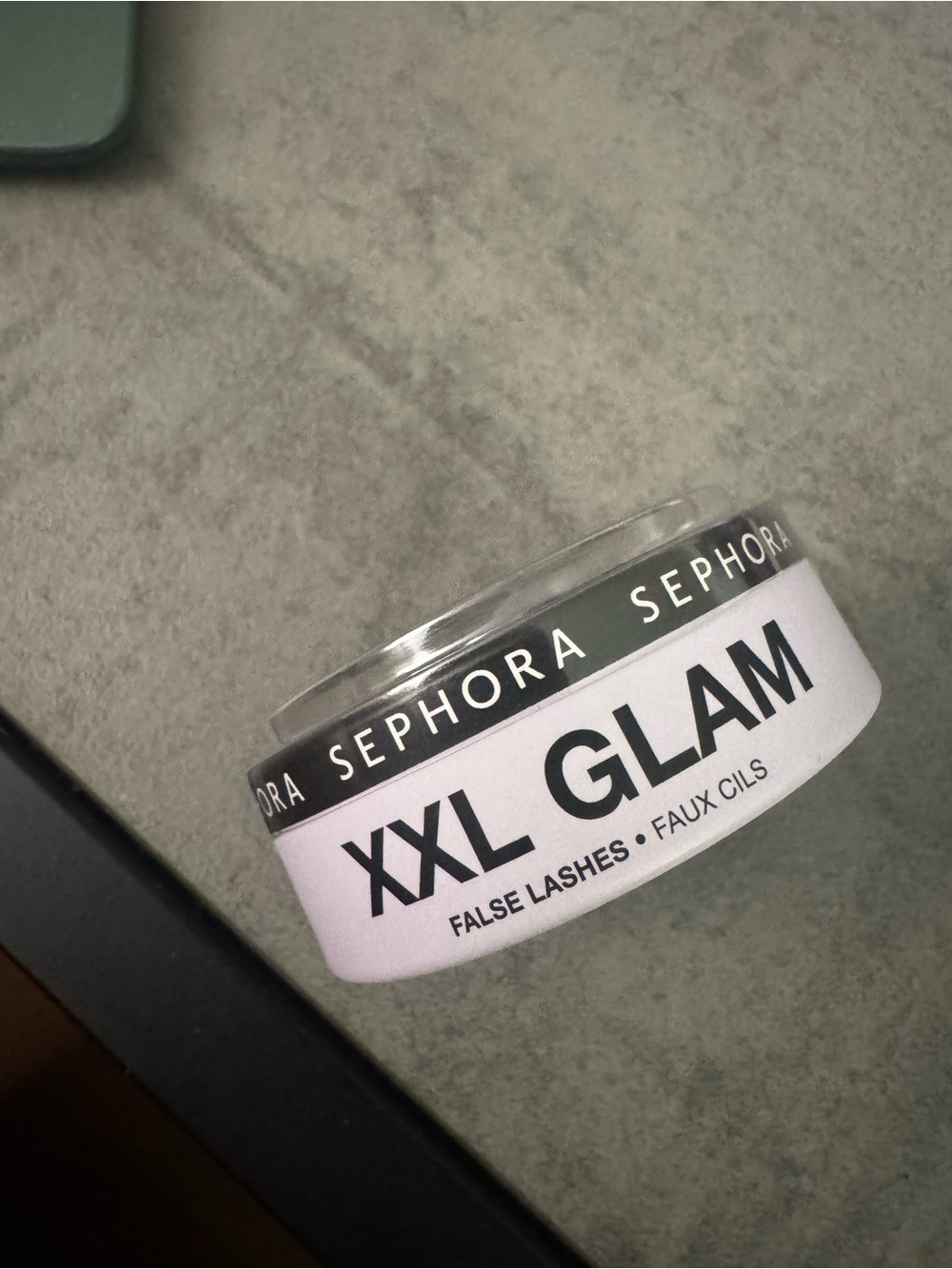 Sephora XXL GLAM False Lashes - Picture 4 of 4